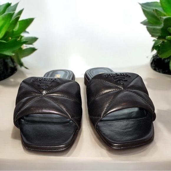 PRADA QUILTED NAPPA LEATHER SABOTS - Picture 2 of 5